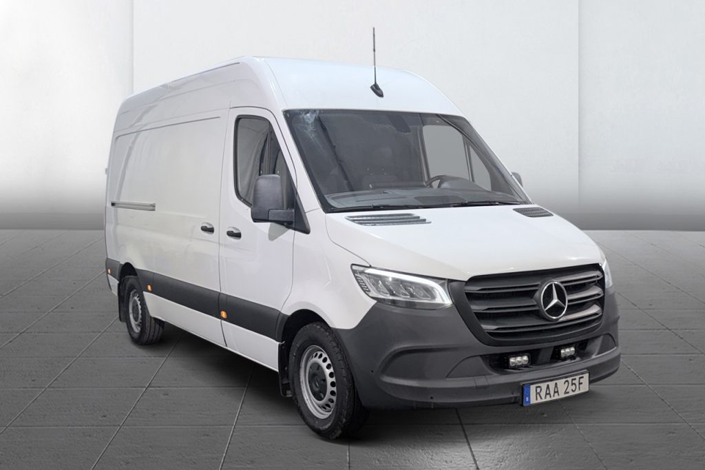 Mercedes-Benz Sprinter 2023 - miniatyr 3
