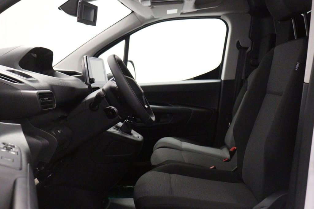 Peugeot Partner 2021 - miniatyr 8