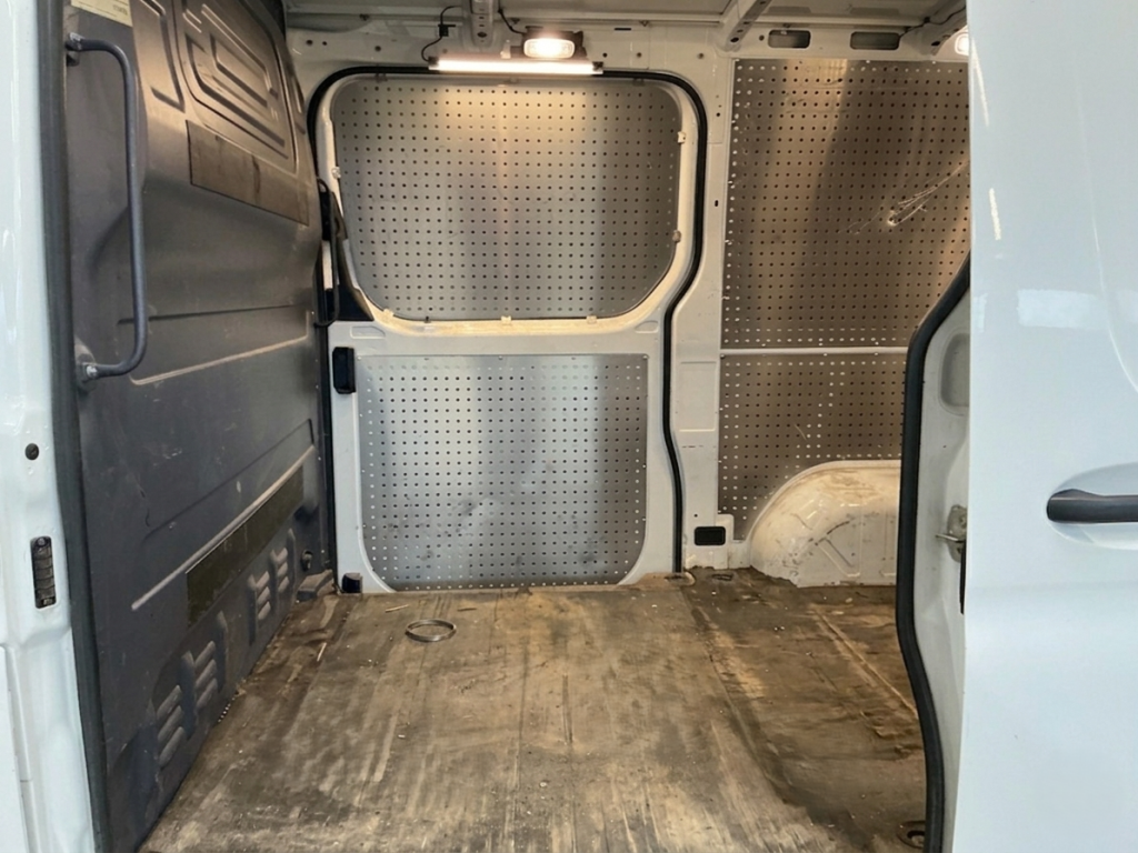 Mercedes-Benz Sprinter 2020 - miniatyr 11