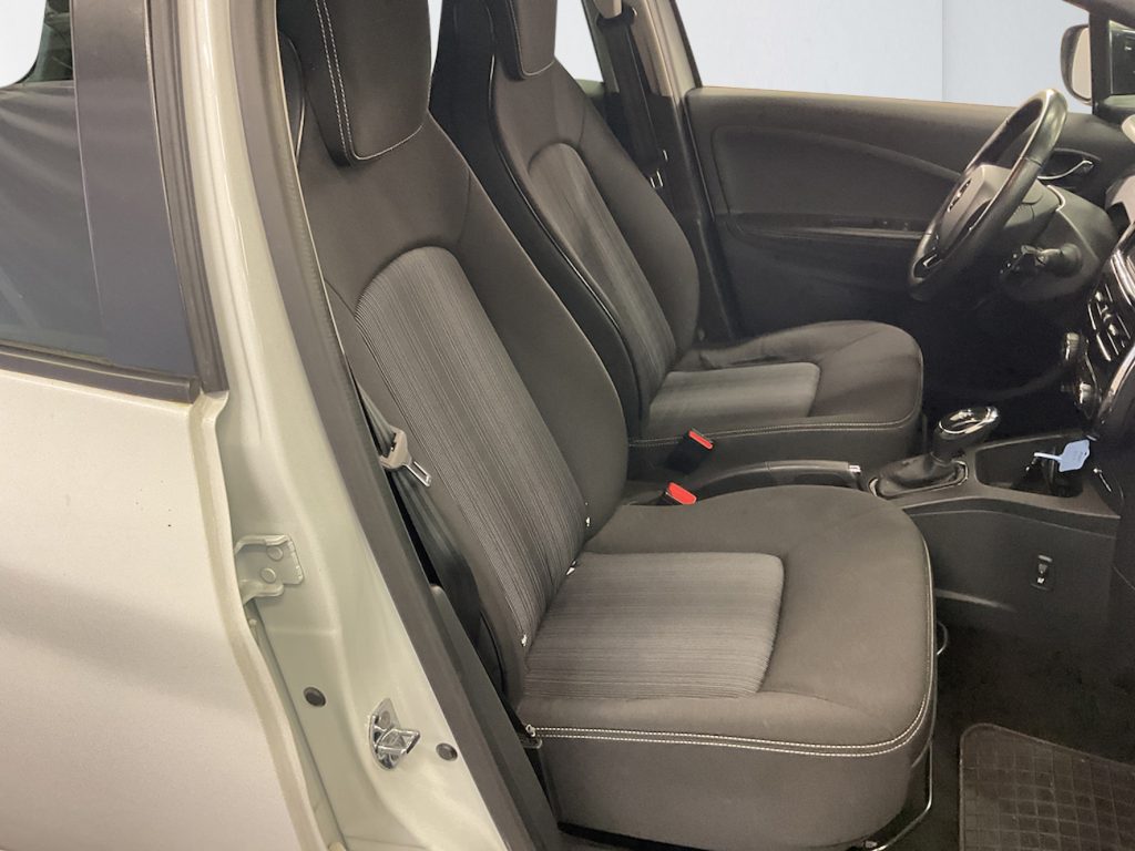 Renault Zoe 2019 - miniatyr 9