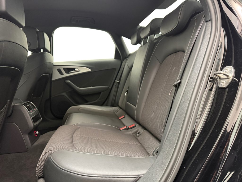 Audi A6 2018 - miniatyr 12