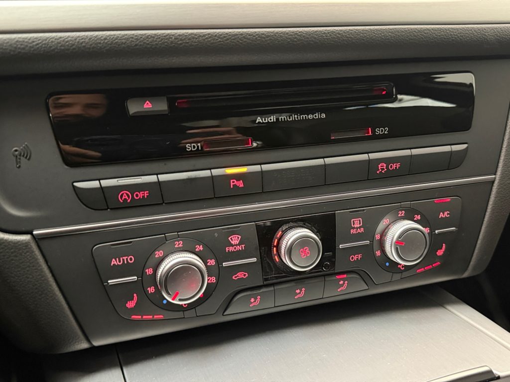Audi A6 2018 - miniatyr 24