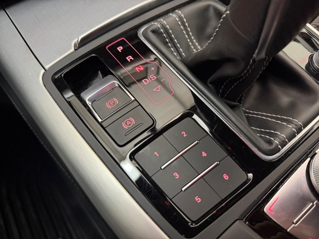 Audi A6 2018 - miniatyr 26