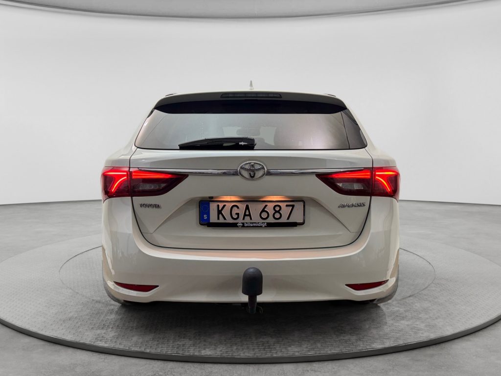 Toyota Avensis 2016 - miniatyr 6